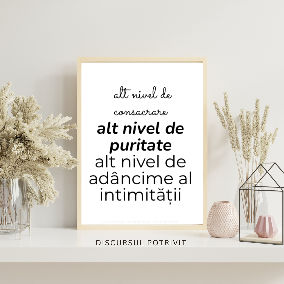 Poster creștin minimalist cu mesaj despre consacrare, puritate și intimitate spirituală, design alb-negru modern